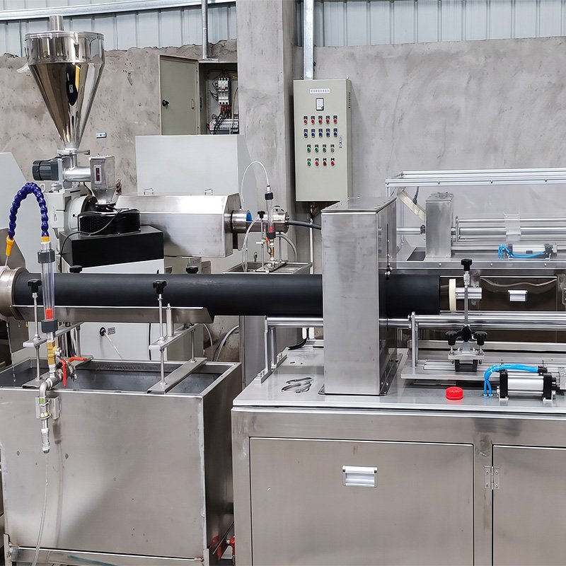 Heating and extrusion molding